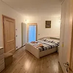 Elena Apartman